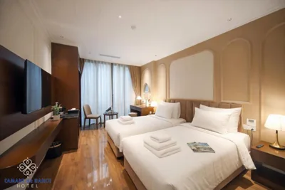 城市景观三人间 — L'amant de Hanoi Hotel